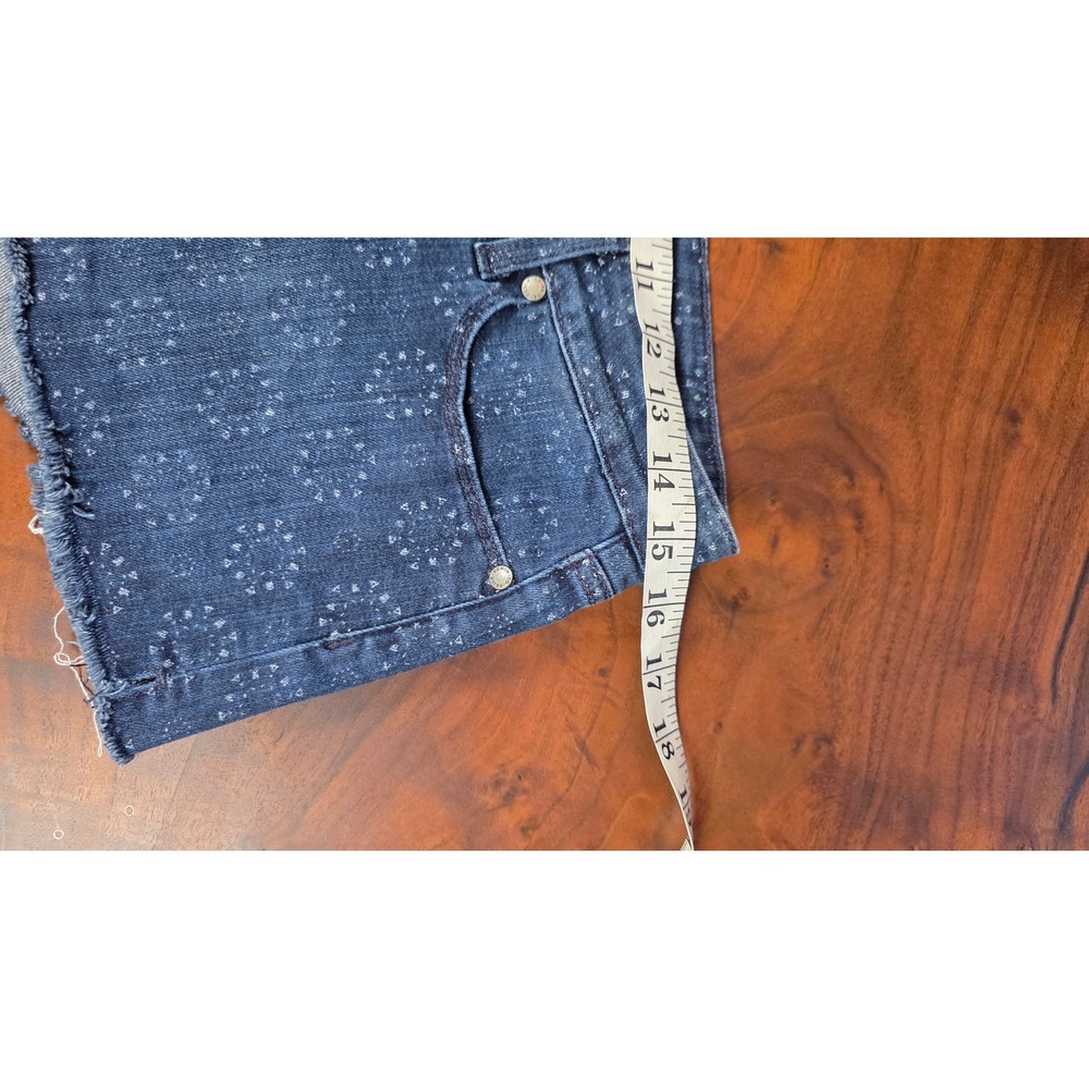 Paige ANTHROPOLOGIE Geometric Medallion Print Raw Hem Cut Off Shorts Size 26 - Picture 8 of 8